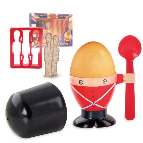 Eierbecher und Toastschneider FrÃŒhstÃŒcksset - Soldat