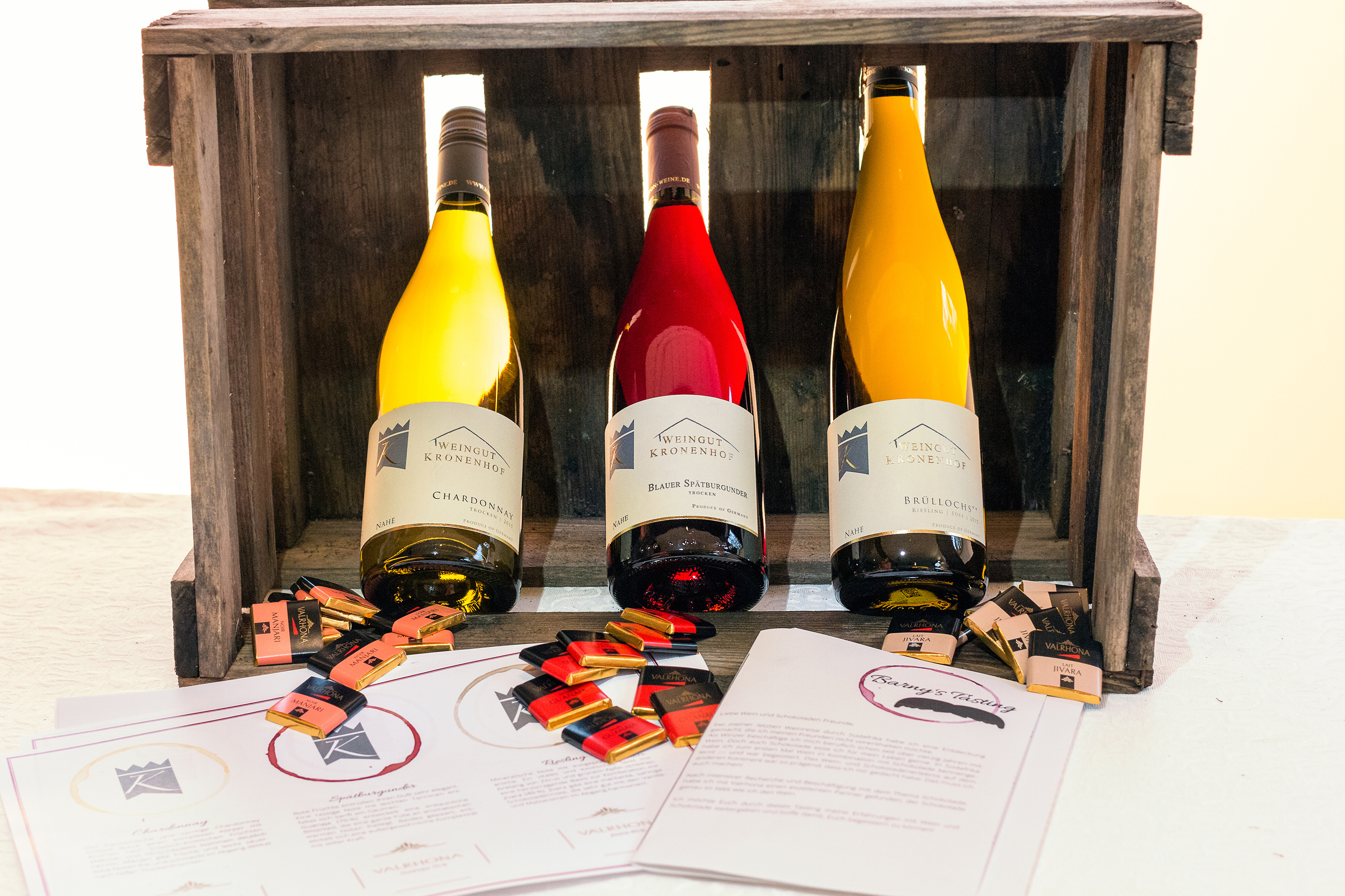Deine Weinprobe Zu Hause Set Mit Wein Und Schokolade