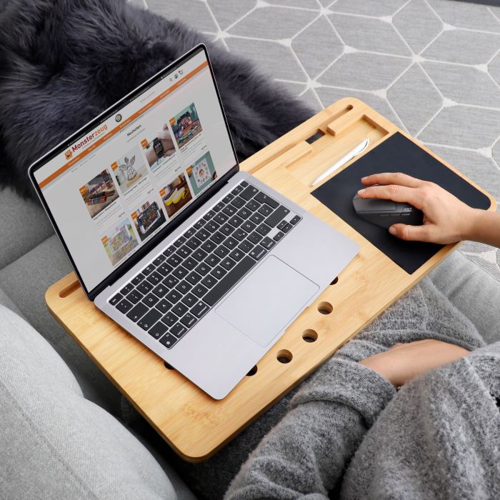 Laptoptisch mit Mauspad