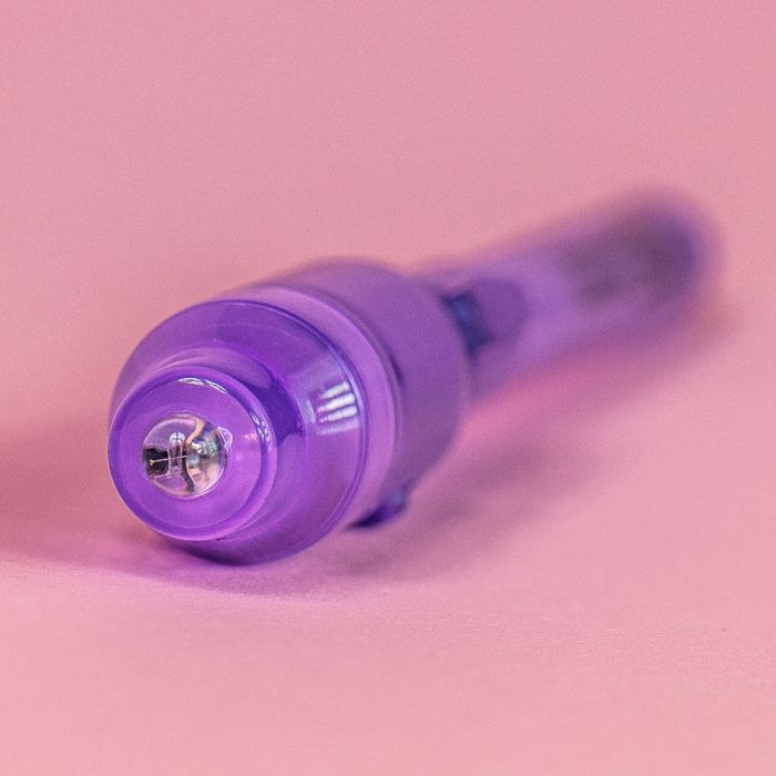 Unsichtbarer Stift mit UV Lampe