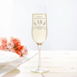 Fl�te � champagne pour l'anniversaire