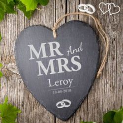 C�ur en ardoise avec gravure � Mr and Mrs 