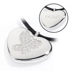 Pendentif c�ur avec gravure - Papillon