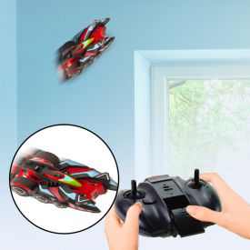 Voiture d�escalade anti-gravit� t�l�command�e