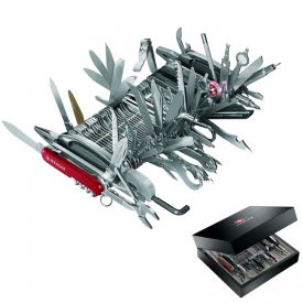 Couteau suisse gigantesque