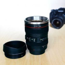 Tasse � caf� thermo � objectif de cam�ra