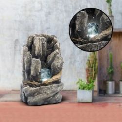 Fontaine d�int�rieur � falaise alpine avec LED