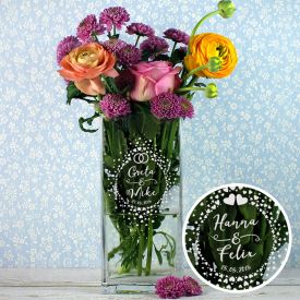 Vase zur Hochzeit - Kreis aus Herzen Gravur