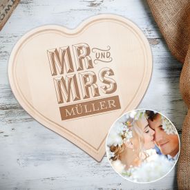 Graviertes Holzherz - Mr. und Mrs.