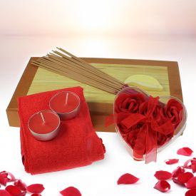 Wellness Set mit Rosenblttern